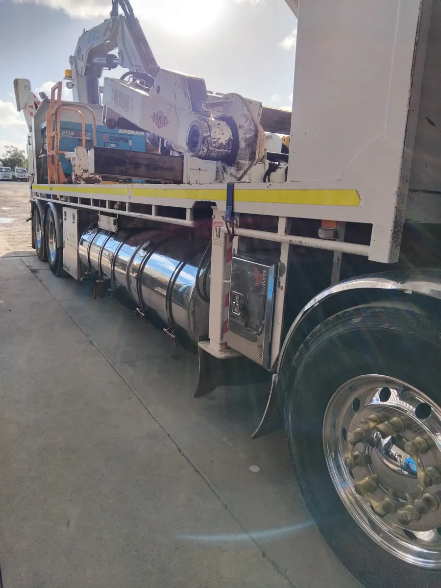 Polished tanks and wheels detailed in Perth by Mobile Masters Detailing